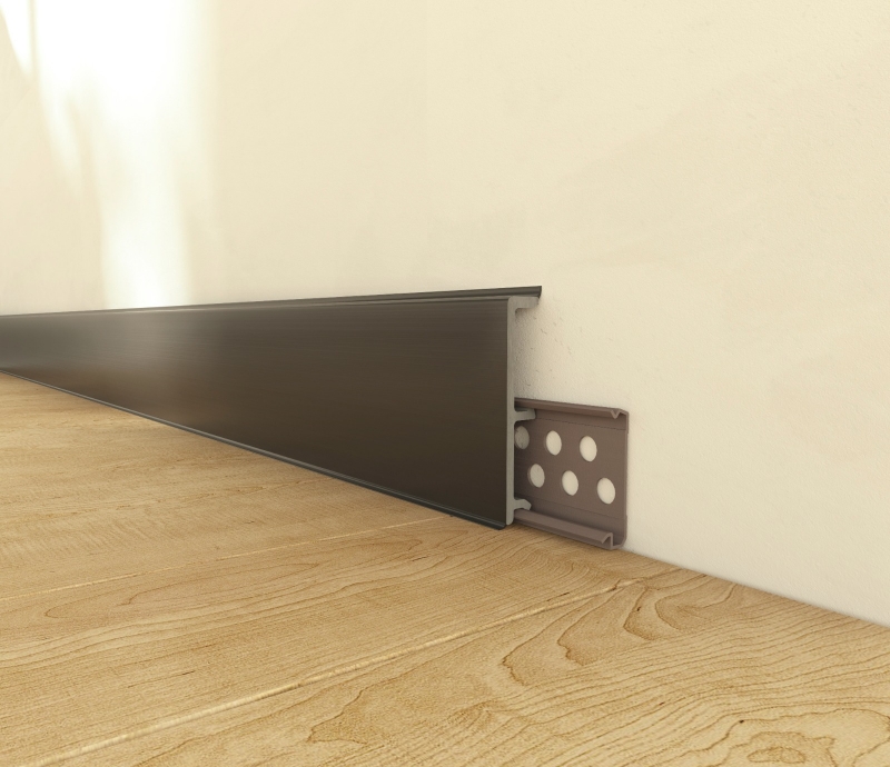 KERMİT KOMPOZİT SÜPÜRGELİK MODERNA 1012031 SİYAH